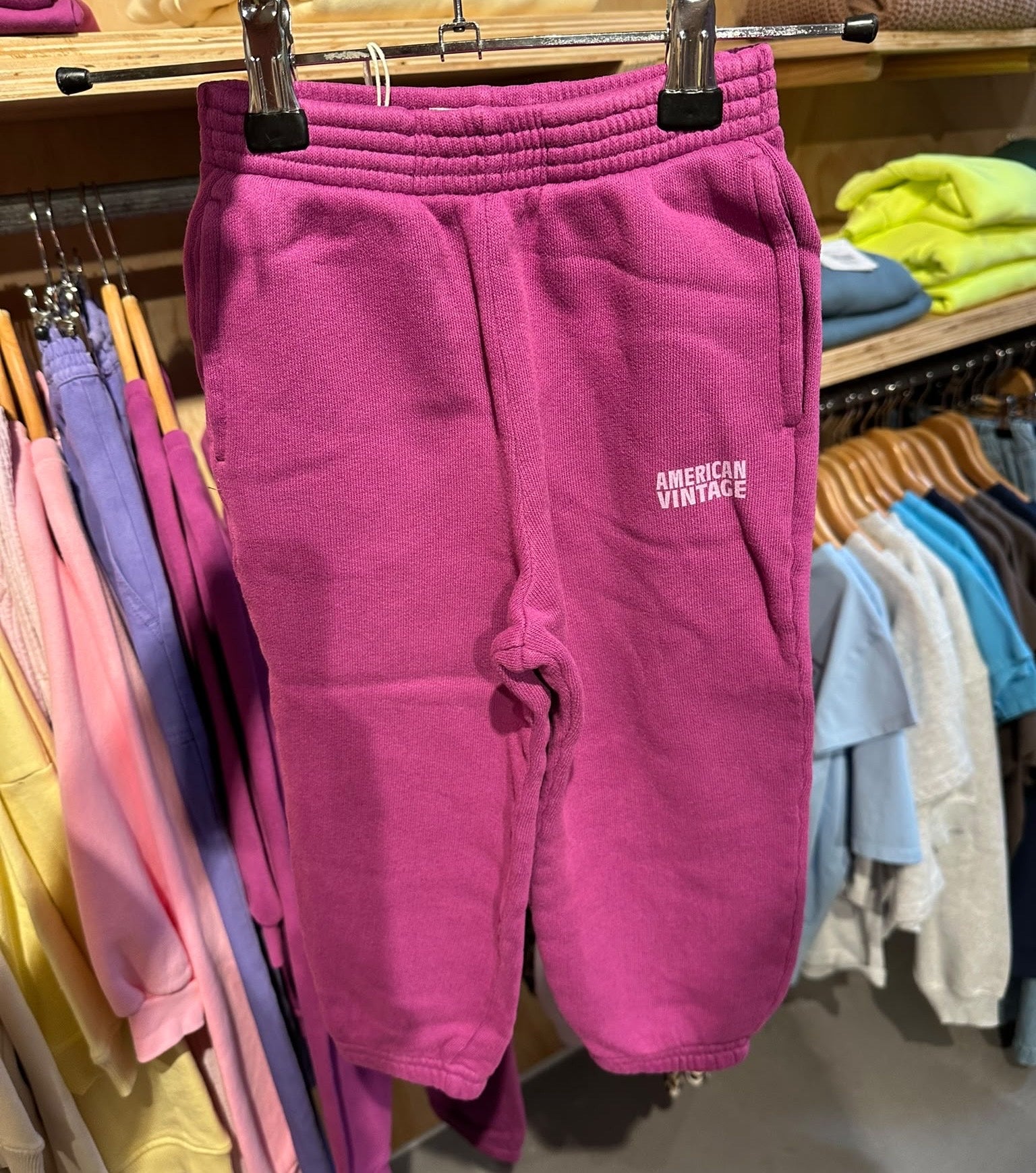 American Vintage | Izubird Joggingbroek | jus de raisin vintage