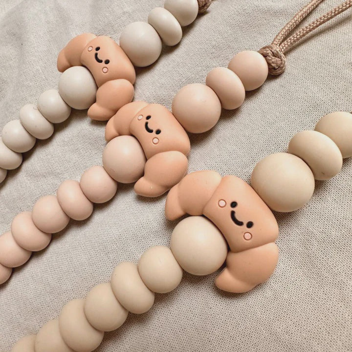 Chewie & more | croissant