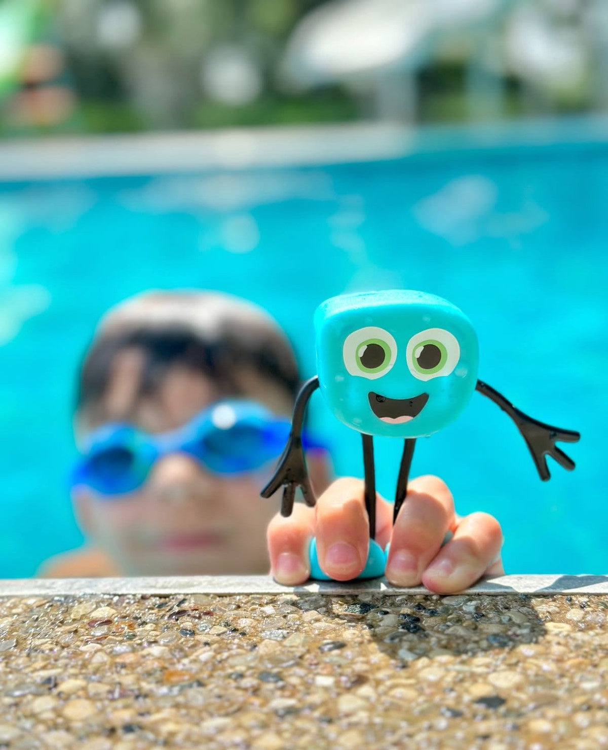 Glo pals | Character Blair