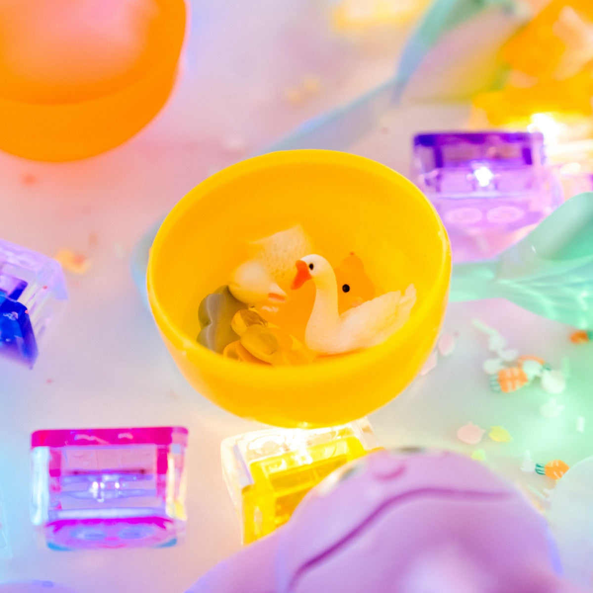 Glo pals | Fun fillers | Funky farm