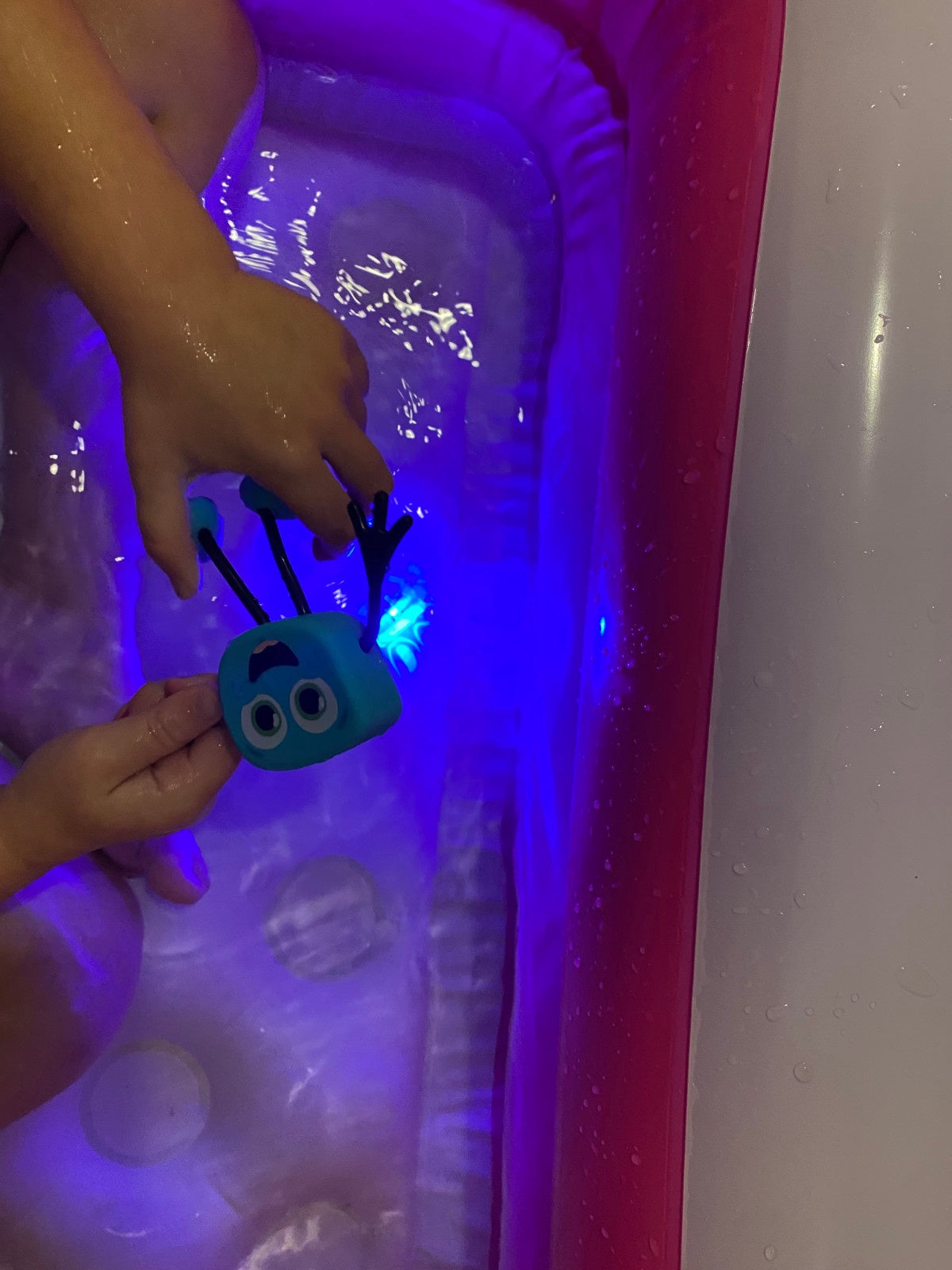Glo pals | Light up cups | Blair 4pc