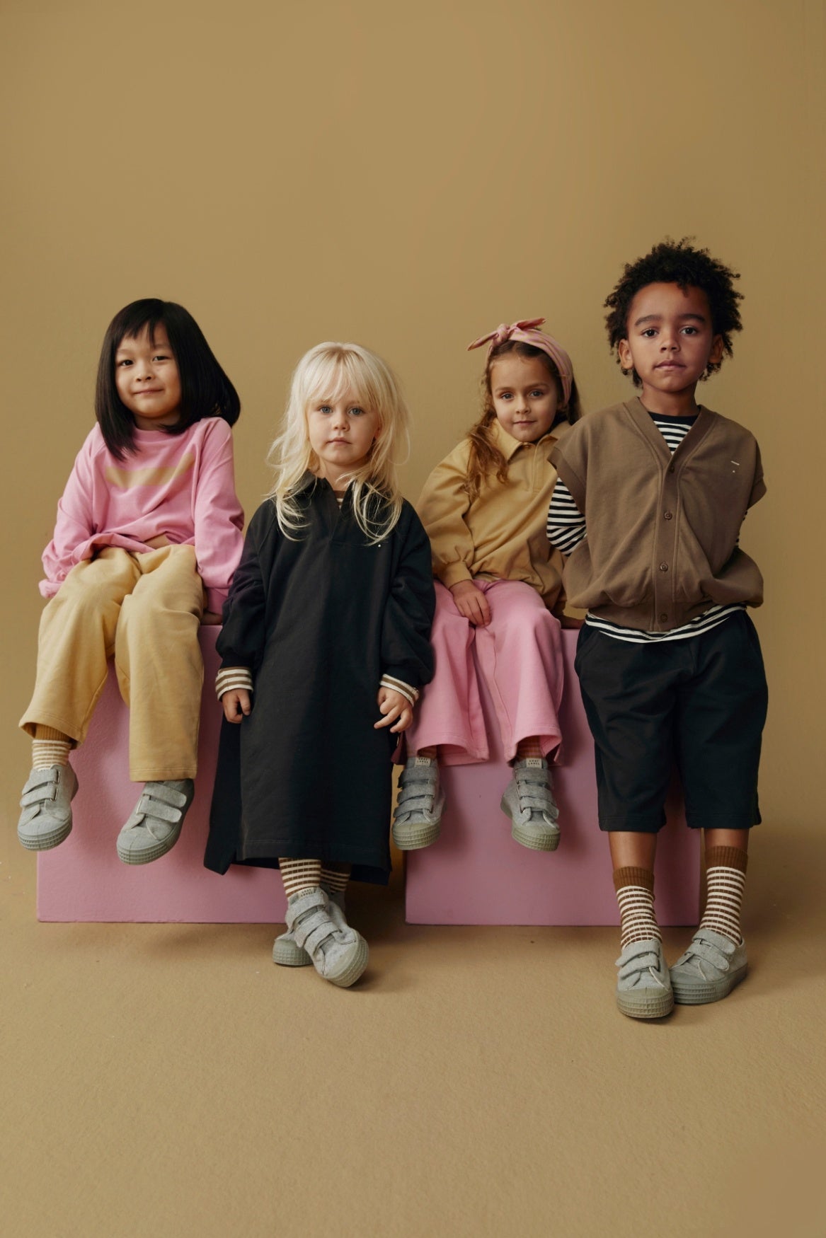 Gray Label | Straight Pants With slit GOTS | bubblegum