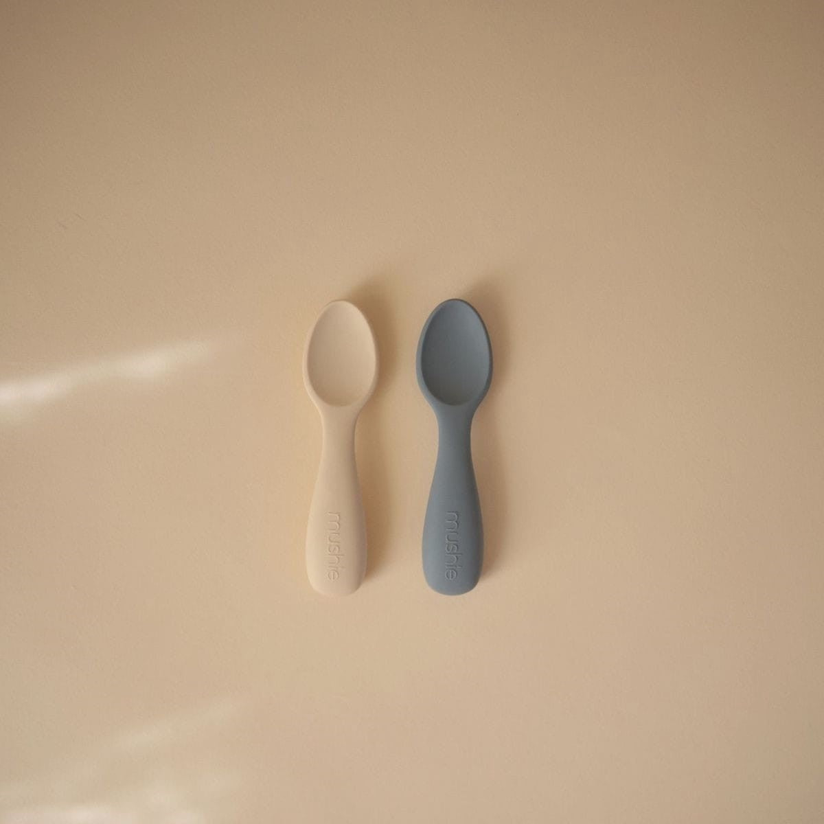 Mushie l Starter Spoons tradewinds / shifting sand
