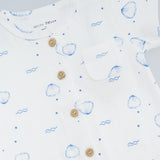 Petit Maison|Sem bodysuit s/sl double jersey | AOP Blue Whale