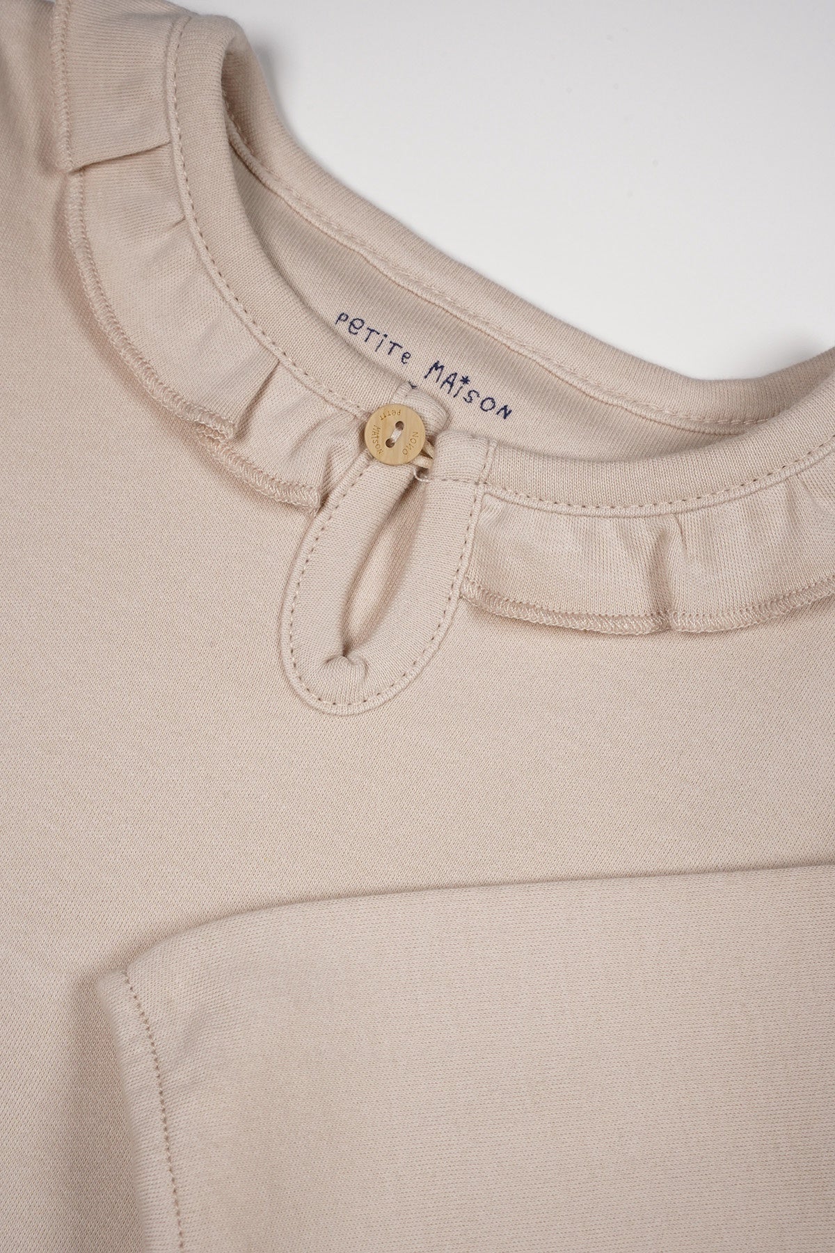 Petit maison | Kaya Longsleeve ruffle | Oatmeal