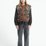 Piupiuchick | Peter pan collar blouse black w/ flowers