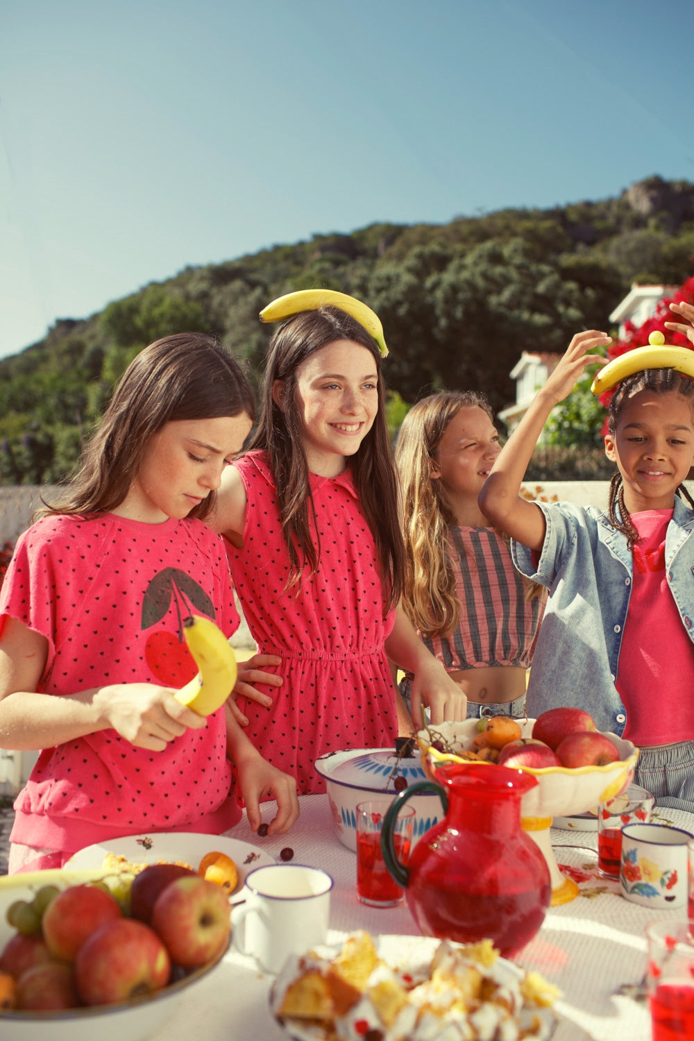 Piupiuchick Sleeveless Top w/ Amour print