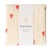 Studio Noos | Swaddle 70x70cm natural hearts