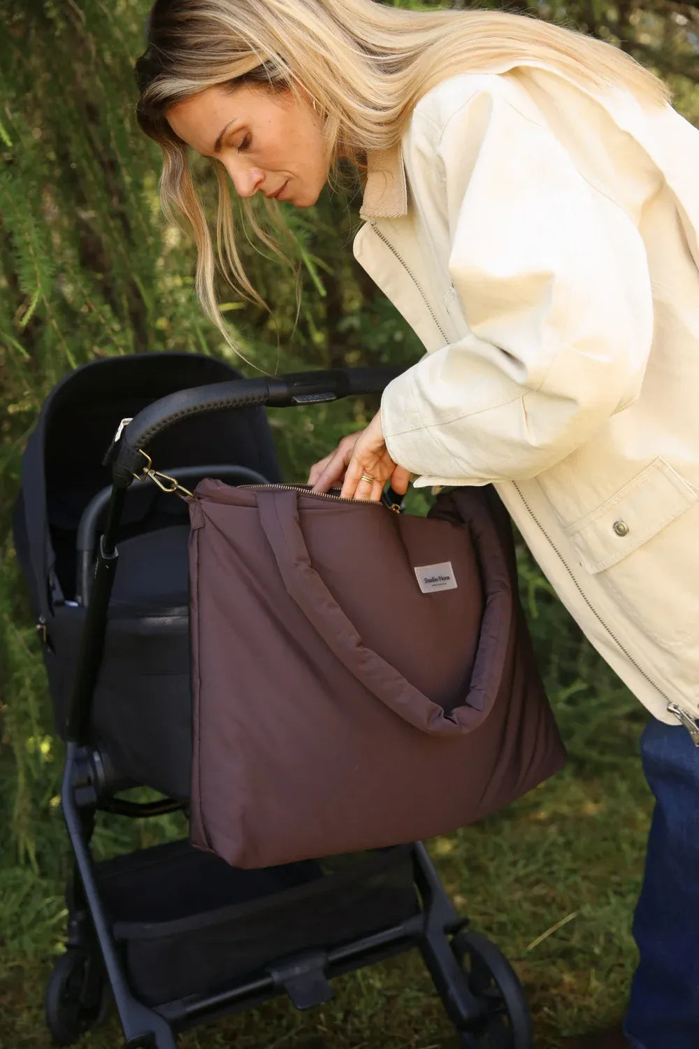 Studio Noos puffy diaper bag brown