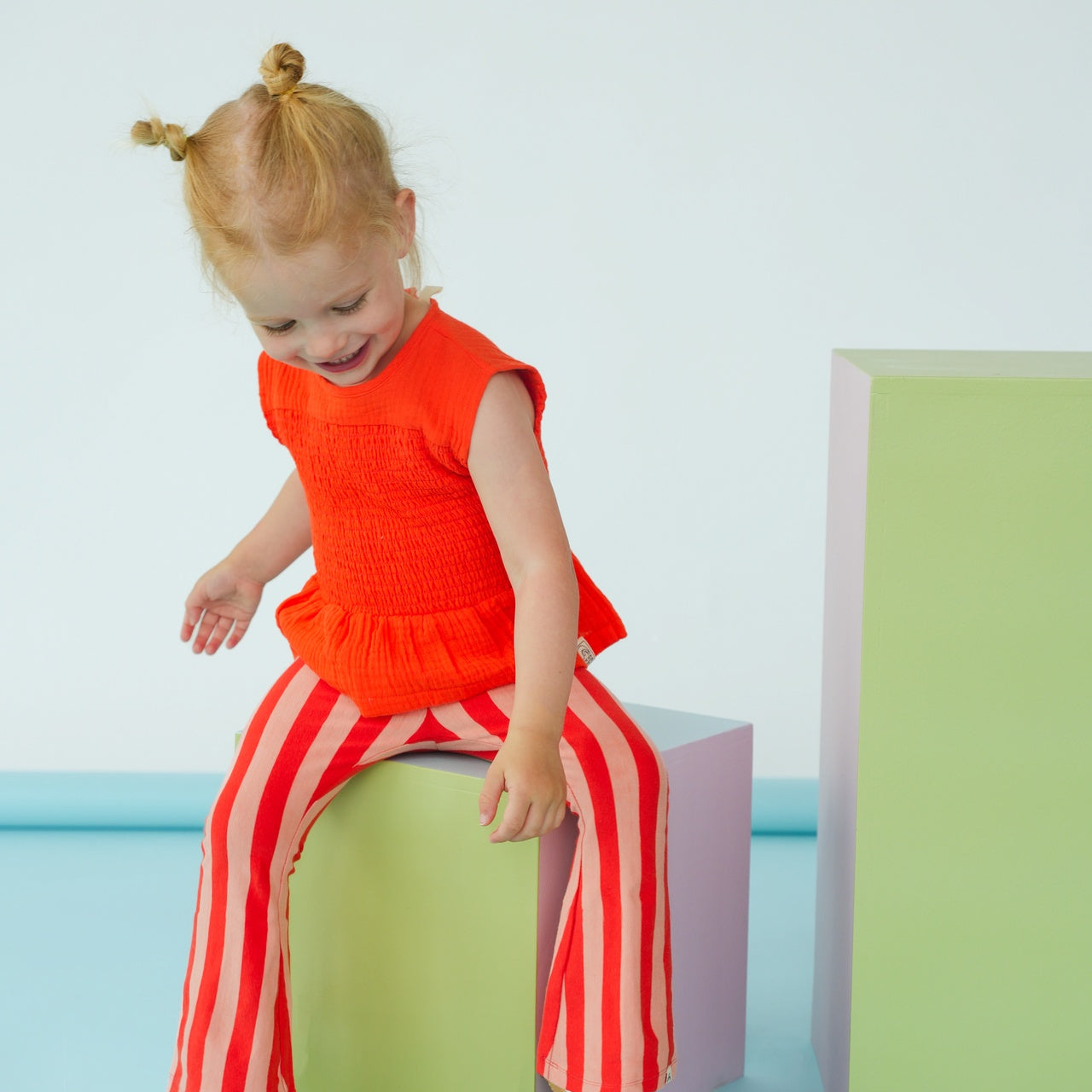 The New Chapter | flared pants Nena red pink stripes