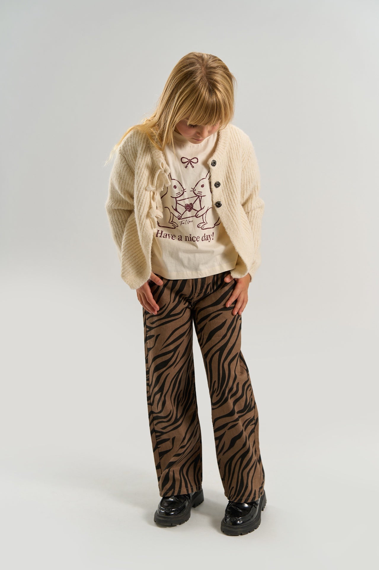 The New | TNVanya Wide Fit Jeans | Taupe Gray AOP TN