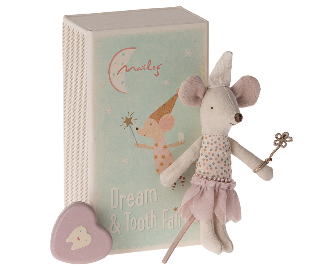 Maileg Tooth fairy mouse, little sister in matchbox